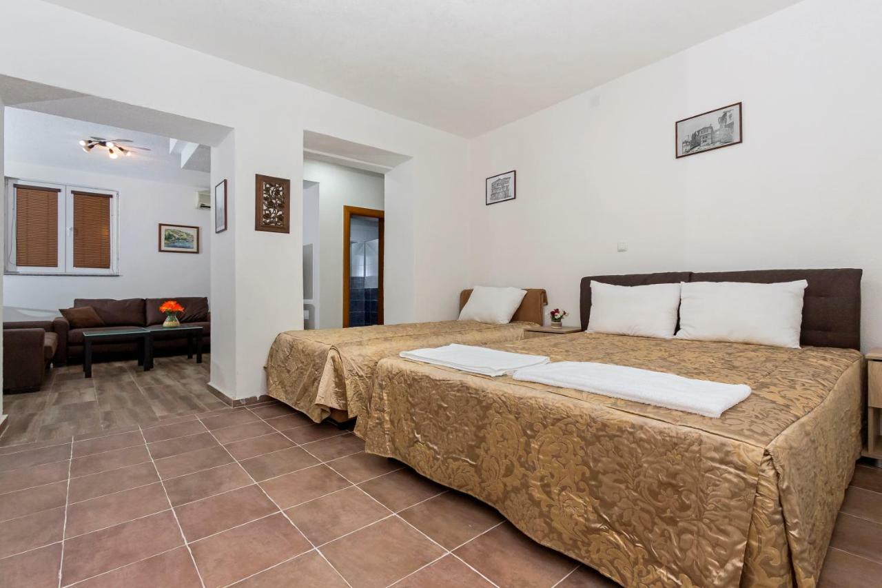 Upper Gate Apartments Ohrid Ngoại thất bức ảnh